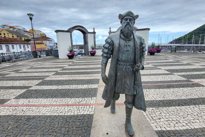 Socha Vasco da Gamy - ostrov Terceira