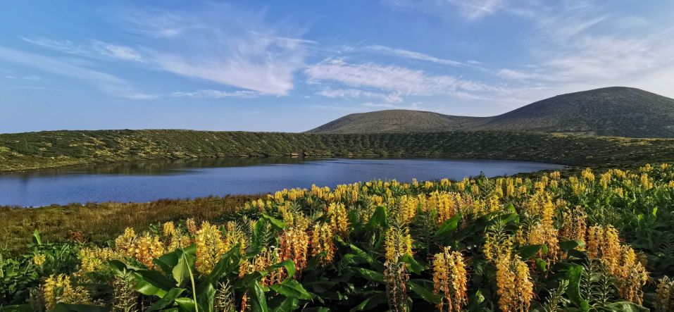 Jezero na ostrově Flores, Azory