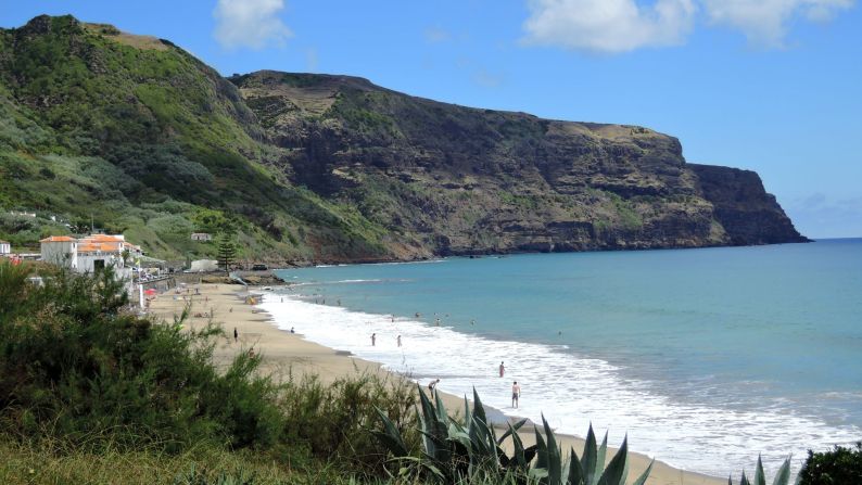 Pláž Formosa na Azorském ostrově Santa Maria