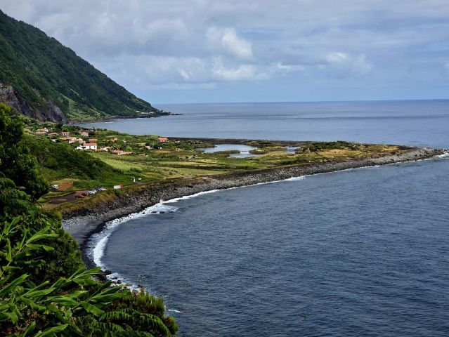 Fajã de Santo Cristo, Azory