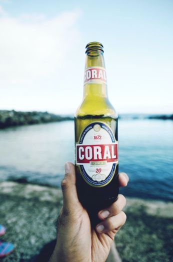 Coral, místní pivo, Madeira