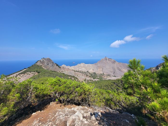 Výhled z Pico do Facho