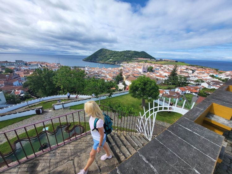 Angra do Heroismo - asi nejhezčí město v Atlantiku