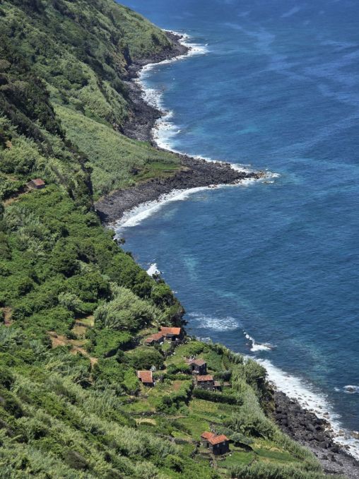 Divoké, ale obydlené pobřežní planiny