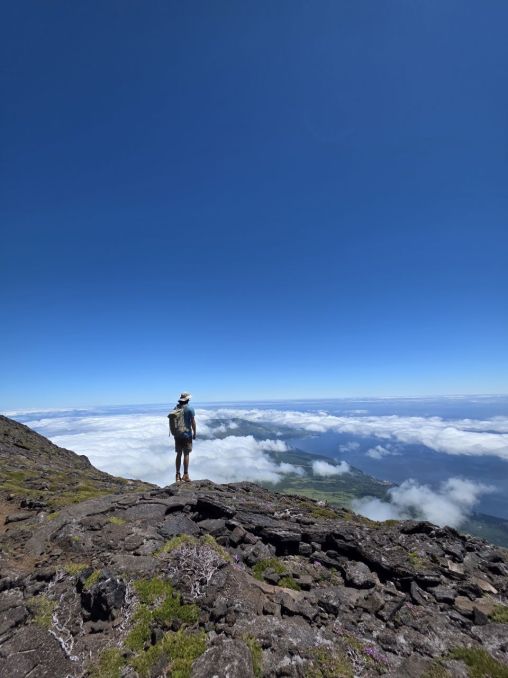 Pod vrcholem, Pico, Azory