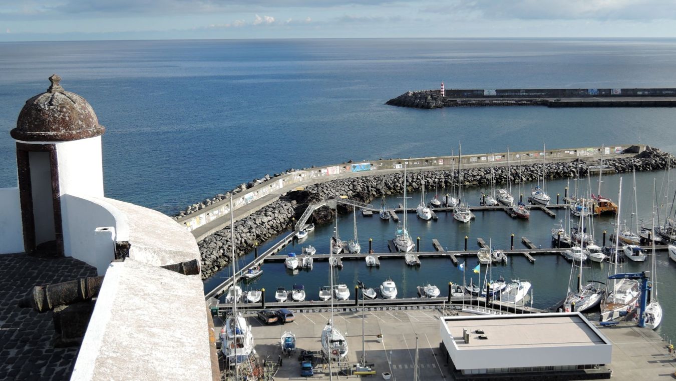 Přístav na ostrově Santa Maria, Azory