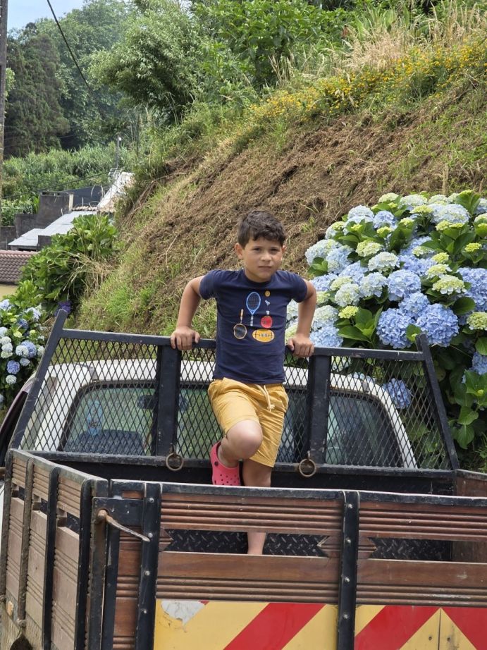 Chlapec na ostrově São Miguel, Azory